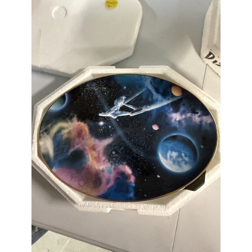 Hamilton Collection Star Trek Second Star from the Right Oval Plate 1996